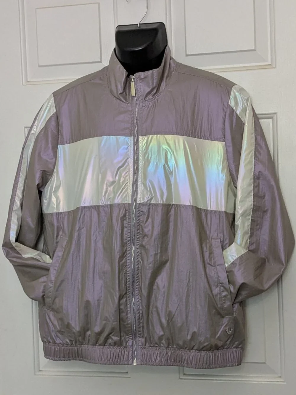 True Religion Lavendar Shine Metallic Windbreaker Jacket Size Small .